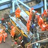 Srušio se kran tokom izgradnje mosta u Indiji, najmanje 16 radnika poginulo