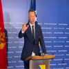 Dva lica ministra Nešića: Traži kažnjavanje hrvatskog nacionalizma, a ohrabruje srpski