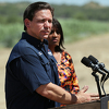 Ron DeSantis ponovo prozvao Trumpa pa dobio odgovor: Prestani biti Bidenova navijačica
