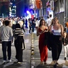 Sjajna atmosfera na prepunim sarajevskim ulicama ne popušta ni treću noć SFF-a