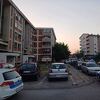 Muškarac u Bijeljini izbo ženu nožem, pa skočio sa balkona