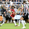 Šampionska pobjeda Liverpoola: S igračem manje preživjeli pakao pa preokrenuli protiv Newcastlea
