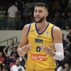 Zastava BiH na jednoj, ljiljani na drugoj: Dizajner iz Zagreba napravio sjajne patike za Nurkića