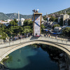 Postavljena platforma za skokove na Starom mostu, slijedi drugi dan Red Bull Cliff Divinga