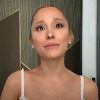 Ariana Grande priznala zašto je koristila filere i botoks pa se rasplakala