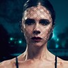 Victoria Beckham pozirala u čipkanom grudnjaku te istaknula svoje istrenirane ruke