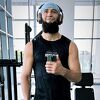 Hamzat Čimajev impresivnim izgledom oduševio fanove, pažnju privukli trbušni mišići