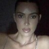 Kim Kardashian pozirala u grudnjaku od 18 hiljada dolara, jedva prekrio njene grudi