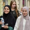 I dalje ugodne temperature u Sarajevu, građani i turisti iskoristili poslijepodne za šetnju