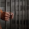 Mostarac pretukao suprugu, prijetio da će je posuti solnom kiselinom i ugušiti nju i djecu