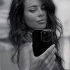 Nikolina Pišek se pohvalila da je stala u farmerke stare 20 godina, ali jedan detalj je privukao pažnju