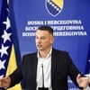 Nešić iznio sigurnosne informacija o visokom predstavniku Christianu Schmidtu