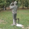 U Velikom parku u Sarajevu oštećen spomenik "Nermine, dođi" posvećen žrtvama genocida