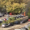 Automobil se zapalio na parkingu u Tuzli, jedna osoba povrijeđena prilikom gašenja vatre