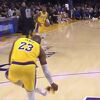 James se izuo i stigao da sjajno zakuca, Lakersi prekinuli nevjerovatan niz poraza u gradskom derbiju