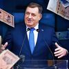 Dodik kaže da će minimalna plata u RS-u biti 1.050 KM, provjerili smo je li to realno