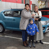 Robot uručio automobil Suzuki Ignis sretnoj dobitnici nagradne igre