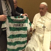 Papa Franjo s mnogo emocija ugostio Celtic nakon teške rimske noći za sve u klubu