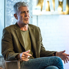 Poznati kuhar Anthony Bourdain nije podnosio Kissingera: "Poželjeti ćete ga zadavit golim rukama"