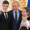 Putin pozvao Ruskinje da rađaju osmero ili više djece: "Oživimo našu tradiciju"