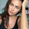 Irina Shayk pozirala u golišavom izdanju, fotke izazvale burne reakcije: "Jeste li svi zumirali?"
