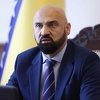 Isak: Milorade i da se izjašnjavaš kao Eskim bio bi optužen, od tebe je samo Nešić smješniji