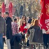Decembarska kafa na suncu i druženje u prirodi izmamili brojne Mostarce i njihove goste