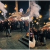 Romantika u Sarajevu: Mladić zaprosio djevojku kod Sebilja, okupljeno mnoštvo im veselo zapljeskalo
