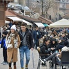 Kako izgledaju ulice Sarajeva prvog dana 2024. godine: Turistima ni kiša nije pokvarila šetnju