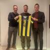 Rade Krunić zvanično potpisao za Fenerbahče, predstavljen s Ataturkovim dresom