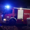 Sarajevo: U požaru na Poljinama izgorio krov vile, intervenisalo više vatrogasnih vozila