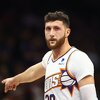 Phoenix savladao New Orleans: Nurkić skakao i asistirao, Booker punio koš protivnika