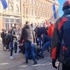 Klečanje na trgu u Zagrebu završilo odvođenjem u pritvor, potukli se molitelji i demonstranti