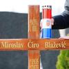 Sin Miroslav objasnio drveni krst na Ćirinom grobu, spomenik se pravi od posebnog materijala