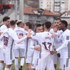 Sarajevo vodi na poluvremenu protiv Slobode, navijači oba kluba odali počast Amri Kahrimanović