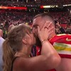 Trenutak koji je obilježio Super Bowl: Taylor Swift ljubila igrača NFL-a