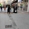 Dio fasade pao na ženu u centru Sarajeva, policija i hitna na mjestu nesreće