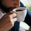 Direktor škole u Japanu dobio otkaz jer je platio manju, a sipao veću šoljicu kafe