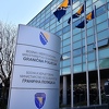 Granični policajci kažnjeni jer su dopustili tjelohraniteljima Christiana Schmidta da naoružani uđu u BiH