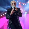 Dino Merlin u opuštenijem izdanju: Bh. muzički čarobnjak zapjevao u restoranu