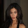 Kylie Jenner se pojavila u pripijenoj lateks haljini, ali su svi gledali u njene cipele