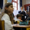 Francuska: 15-godišnji učenik preminuo nakon što je pretučen ispred škole