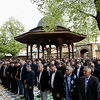 Vjernici klanjali bajram-namaz u Gazi Husrev-begovoj džamiji u Sarajevu