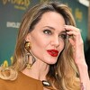 Plastični hirurg otkrio šta je Angelina Jolie radila na sebi