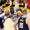 LeBron spasio Lakerse bruke i "poništio" Jokićev triple-double