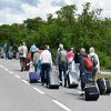 Turiste na Krku dočekala prava neugodnost: Zbog skupljeg parkinga morali vući kofere do izlazne rampe