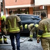 Sarajevo: Na Džidžikovcu namjerno zapaljen skupocjeni auto, snimljeno dok vatra bukti iz njega