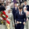 Maturanti Behram-begove medrese prošetali Tuzlom, brojni građani ih pozdravili