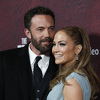 Izvor tvrdi kako je Ben Affleck bio "privremeno lud" i da je shvatio da njegov brak s J.Lo neće uspjeti