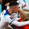 Foden s djevojkom išao kod vidovnjakinje pred početak Eura, želio je da mu "pogleda" budućnost